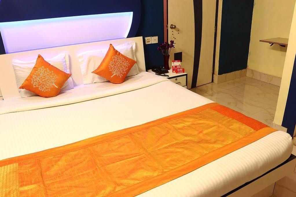 Super Hotel O Tagore Park Ruby Road โกลกาตา ภายนอก รูปภาพ